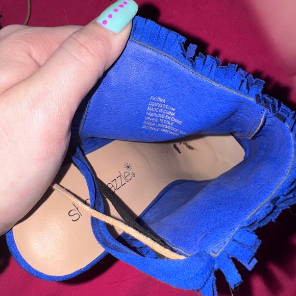 Patterned wrap heels - Picture 3 of 4